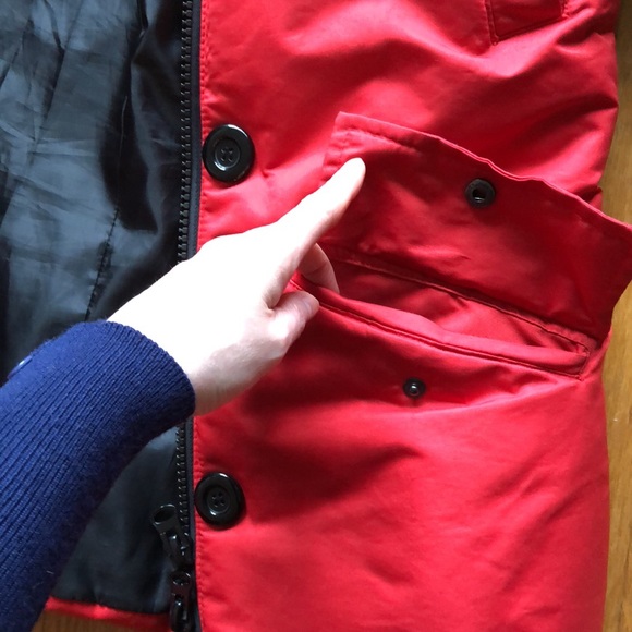 Red Puffer/Ski Jacket with 20% down filling - Picture 7 of 9